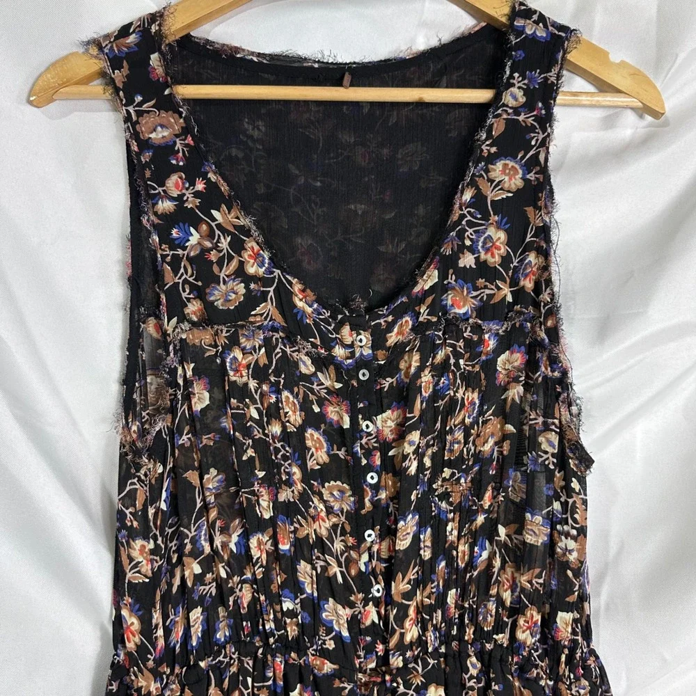 Free People Floral Sleeveless Jumpsuit‎ Black Boho Button Front Pockets sheer